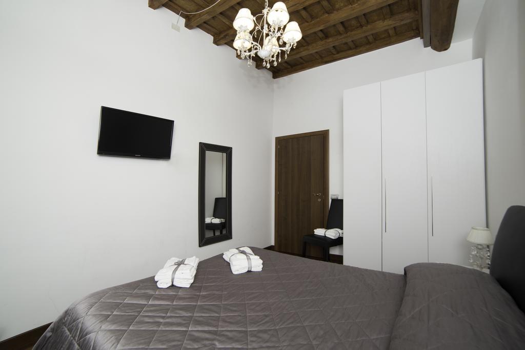 64 Suites Apart Roma Camera foto