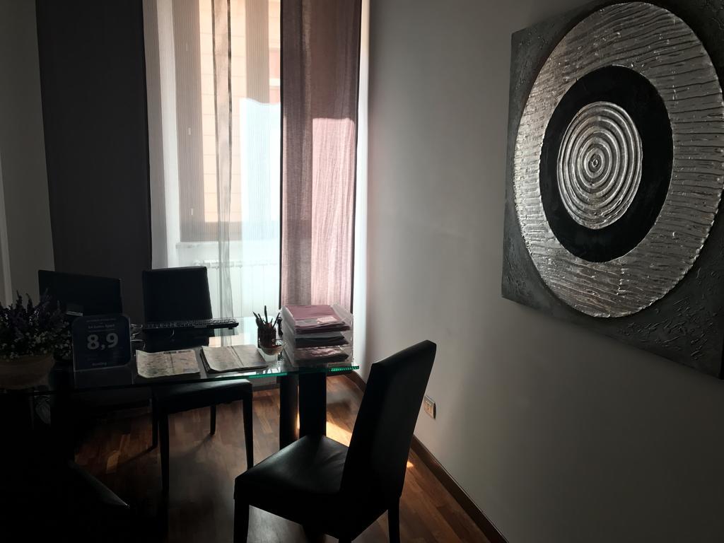 64 Suites Apart Roma Esterno foto