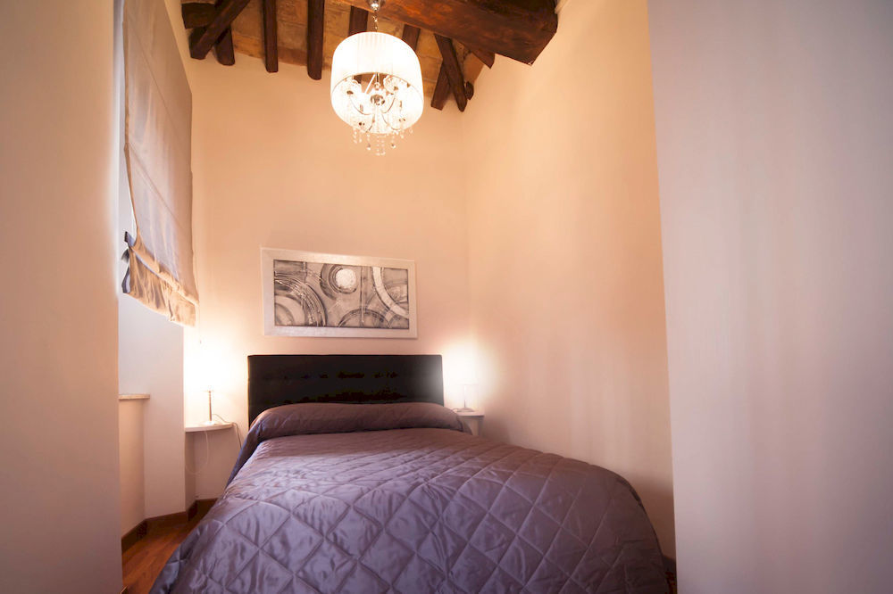 64 Suites Apart Roma Esterno foto