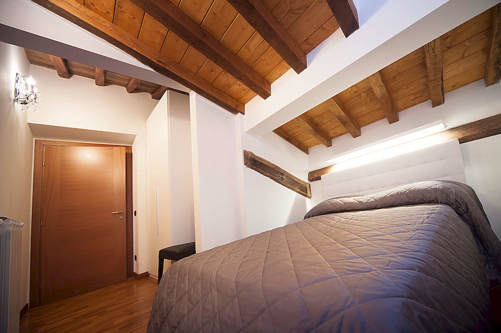 64 Suites Apart Roma Esterno foto