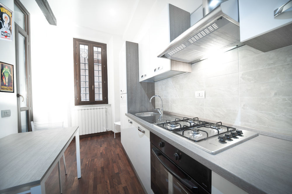 64 Suites Apart Roma Esterno foto