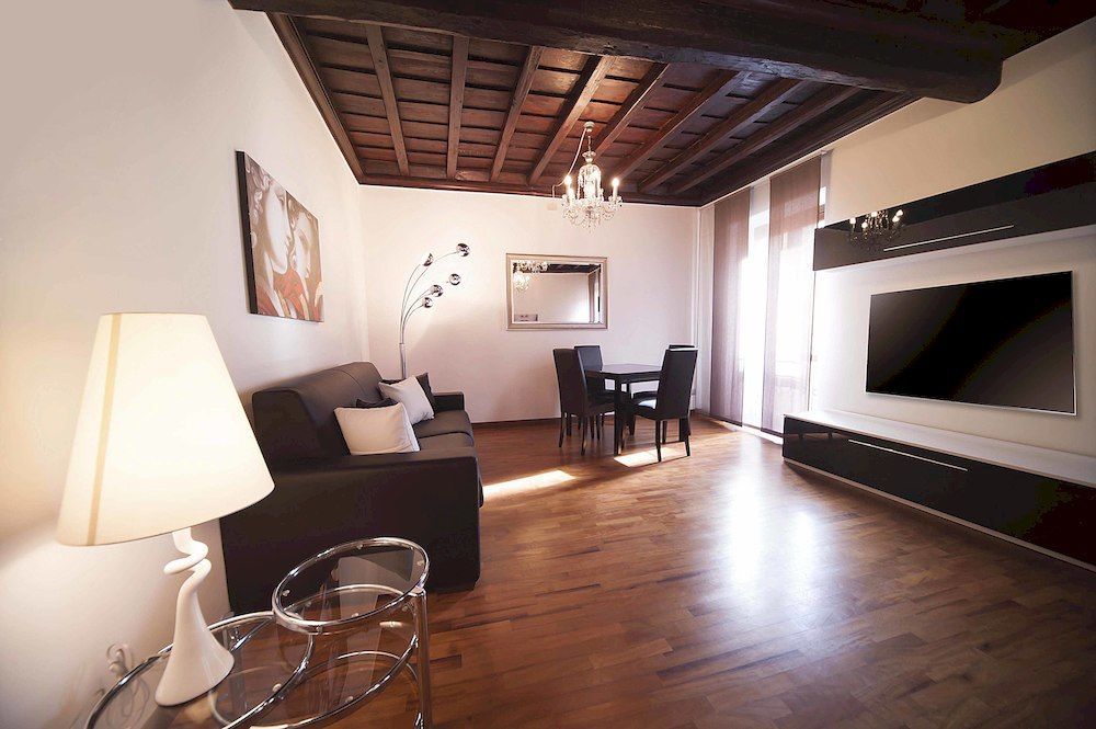 64 Suites Apart Roma Esterno foto