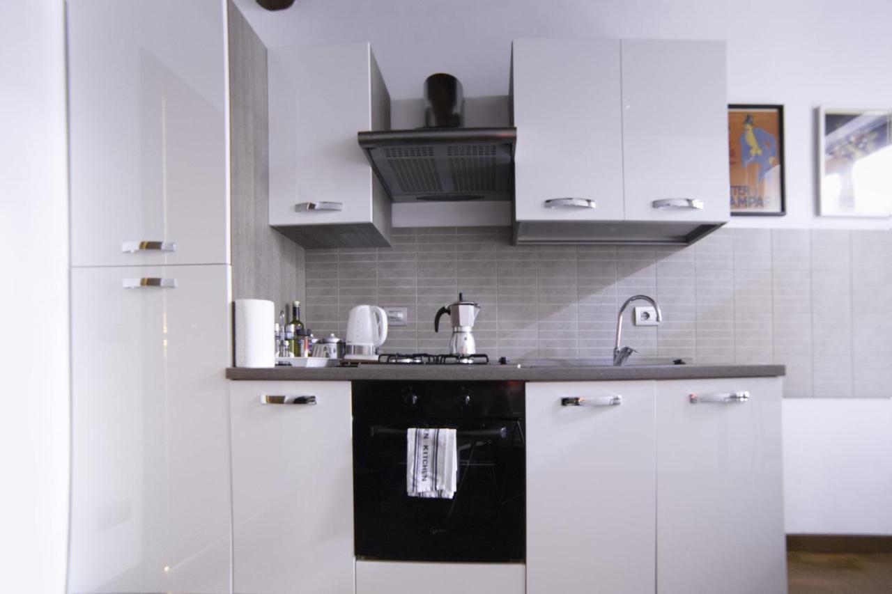 64 Suites Apart Roma Camera foto